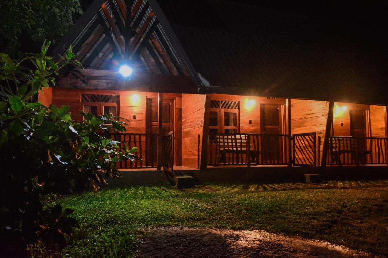 Cinnamon Village Sinharaja Деніяя Екстер'єр фото